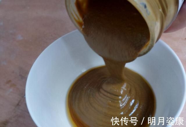 调稀芝麻酱，有人用水有人用油，大厨教我正确做法，顺滑不成坨
