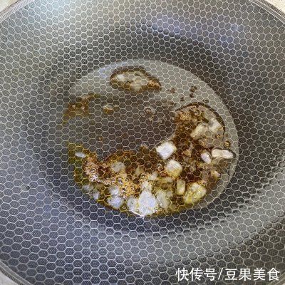 开运年夜菜“牛气冲天”，番茄土豆炖牛腩汤汁浓郁，营养美味??