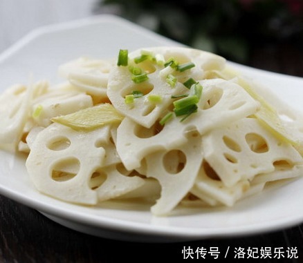发黑|炒藕片时,直接焯水是大错!多做1步,莲藕清脆爽口不发黑