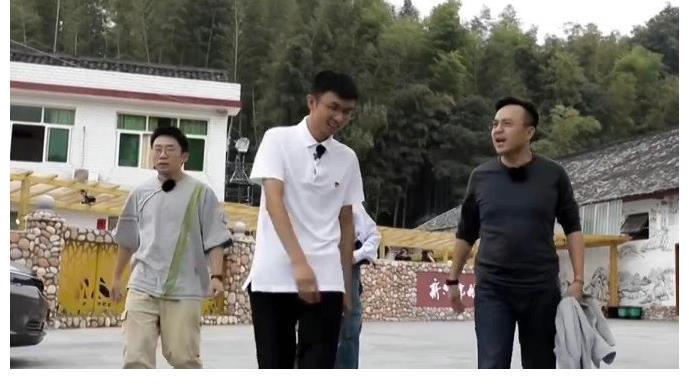 《快本》停播，《云上的小店》顶上，沈梦辰杨迪终于迎来了春天