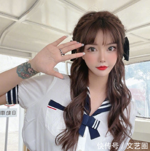 韩安冉医院输液画面曝光,面色苍白腿一直抖,妈妈透露其快出院了