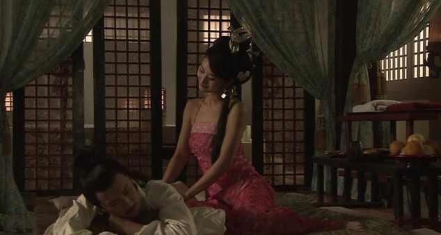 床上|赵飞燕勾引汉成帝的五大独门绝技,皇上最后还是死在了赵合德床上