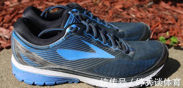 nb|从辉煌到没落,曾经红极一时的“四大跑鞋”,如今怎样了?