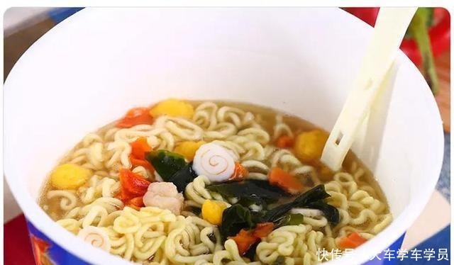 康师傅“引以为傲”的5款方便面,味道无与伦比,你吃过几种