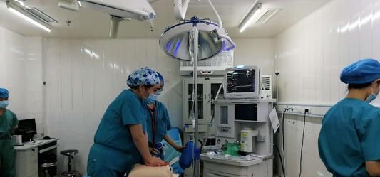 伤者|深夜抢救,插了又拔掉的管子,又是一笔糊涂账