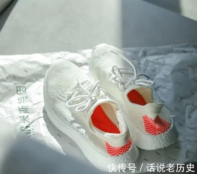 运动鞋 这是什么神仙运动鞋!显高显腿细,像穿袜子一样轻!