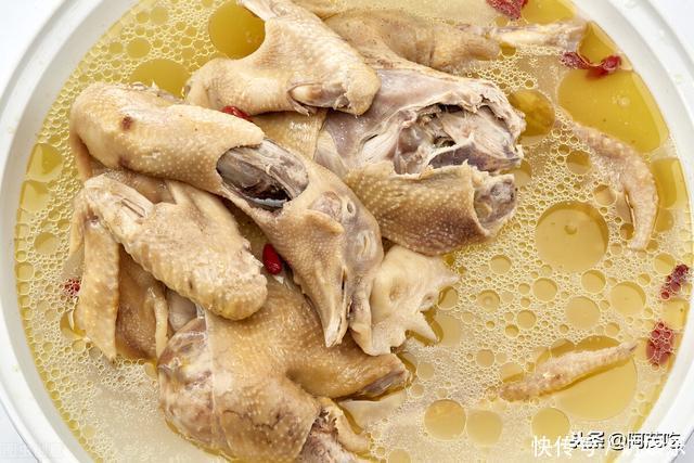 手把手教您炖鸡汤,营养美味,全身暖呼呼