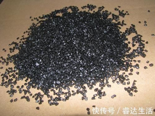 刘安$古人炼丹都炼出了啥?有2个闻名世界的东西,一个黑的,一个白的!