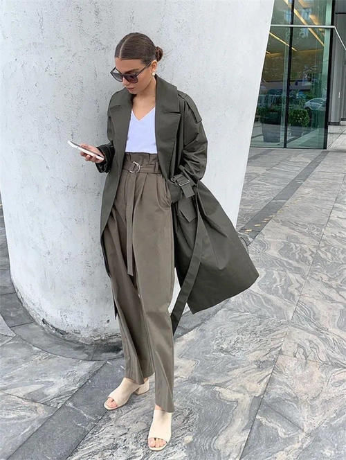 气温回升，及时get风衣的3种搭配法则，紧跟时尚潮流