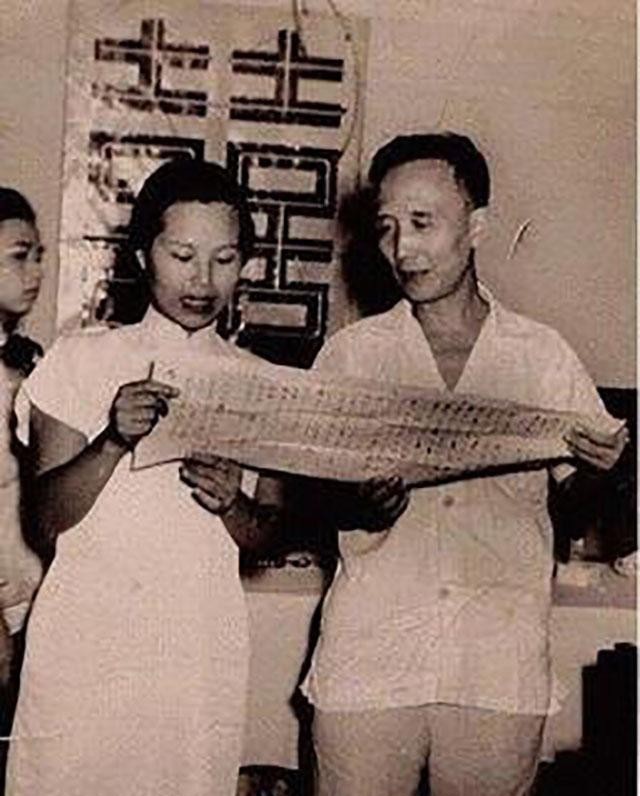 姐妹俩|姐妹俩都爱上郭沫若,为何双双自杀?真相被郭沫若隐藏了40年