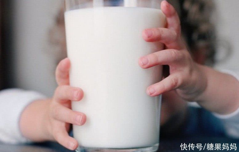 奶量|宝宝长大了奶粉该怎么喝?建议“该断就断”,既省钱又对娃身体好