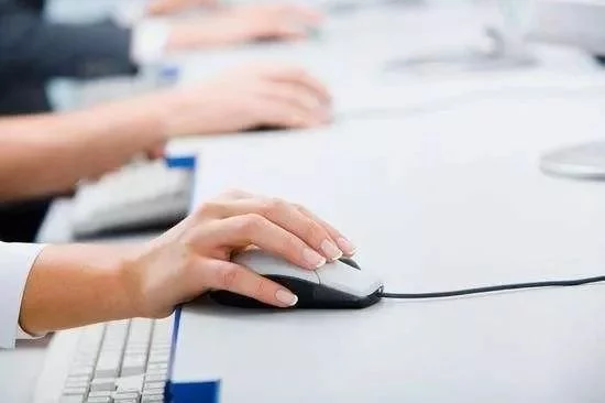 长时间用鼠标手腕疼