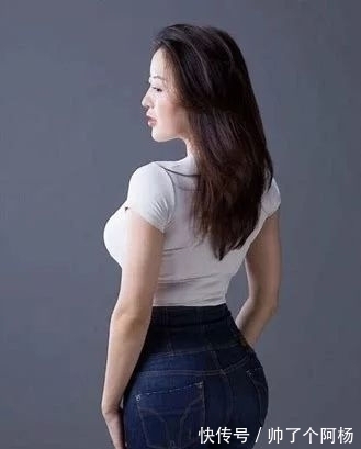 蒋聘婷|被刘强东事件捧红的蒋聘婷和奶茶妹比如何?差距一目了然