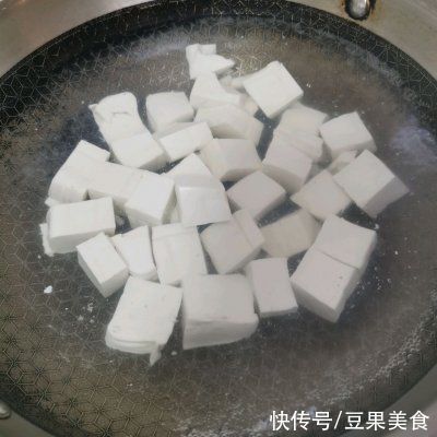 这样做#豪吉川香美味#麻婆豆腐，隔壁小孩都馋哭了