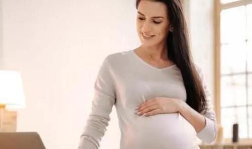 儿子|46岁产妇为要儿子拼三胎,剖宫产后虽得子,家人一看当场崩溃