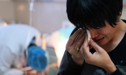 肾衰|8岁男孩,突发肾衰,母亲悔哭不已,告诫:孩子4个地方不能打