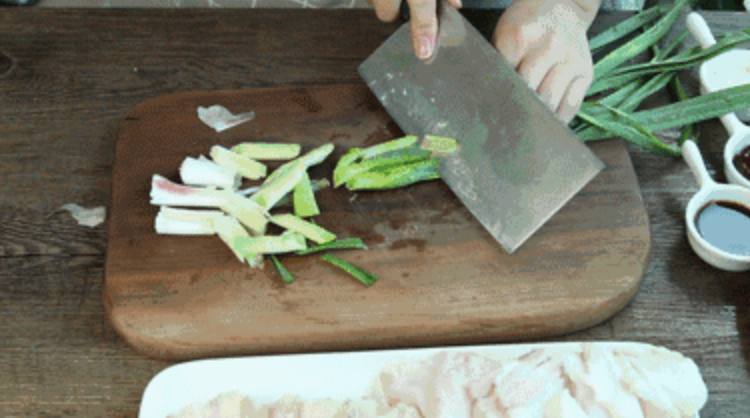 回锅肉做的又柴又硬,大厨教你做回锅肉的小窍门,3分钟就学会