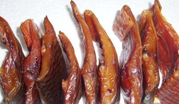 腊肉|腌腊鱼,光抹盐还不够!再加这2步,腊鱼咸香入味,放再久不变质