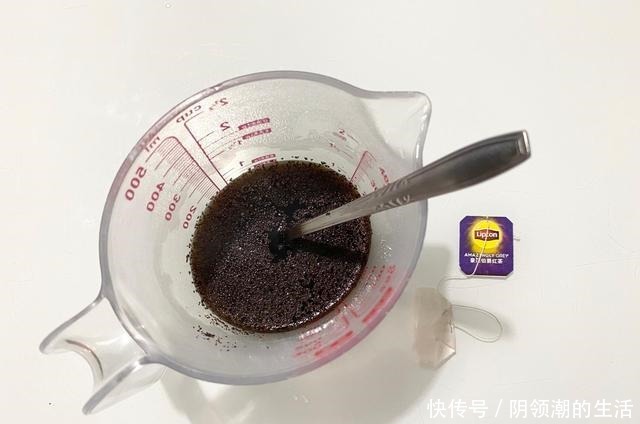 一次发酵、低糖油、无蛋奶的快手面包,减肥也可放心吃,快收藏!