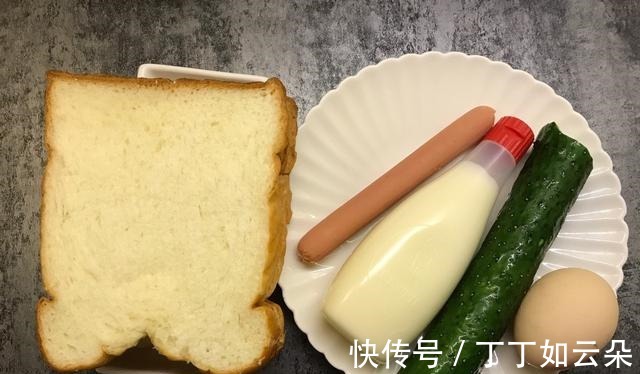 三明治|别再为孩子的早餐发愁了，简单还营养，一份鸡蛋三明治就搞定！