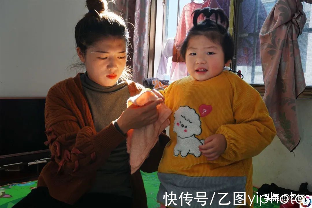 小溪|女童出生时遗传了父母所有优点，谁知一项新生儿检查让妈妈崩溃