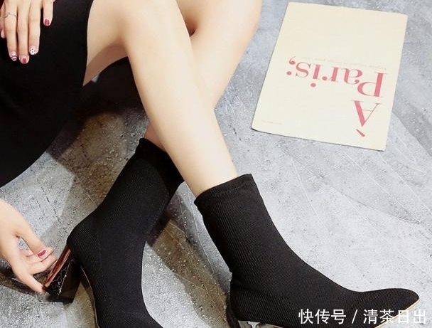 高跟女靴韩版百色显|又冷又土的单鞋别穿了,今年这种暖暖鞋火了,时髦保暖不累脚