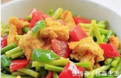 西红柿蒜薹炒鸡蛋|美食推荐子姜牛肉，西红柿蒜薹炒鸡蛋，洋葱辣子肥肠，酱爆鸭舌
