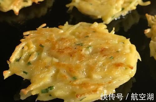 土豆丝|这早餐饼我三天两头给孩子做一次,养胃助消化,营养高,好吸收