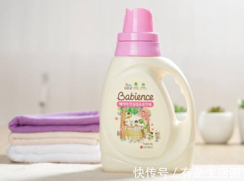 织物|衣物柔顺剂有什么用 衣物柔顺剂在生活中的妙用