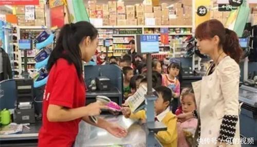报警器|“你家娃偷拿东西，不信就搜身”，妈妈一句话，工作人员即刻放行
