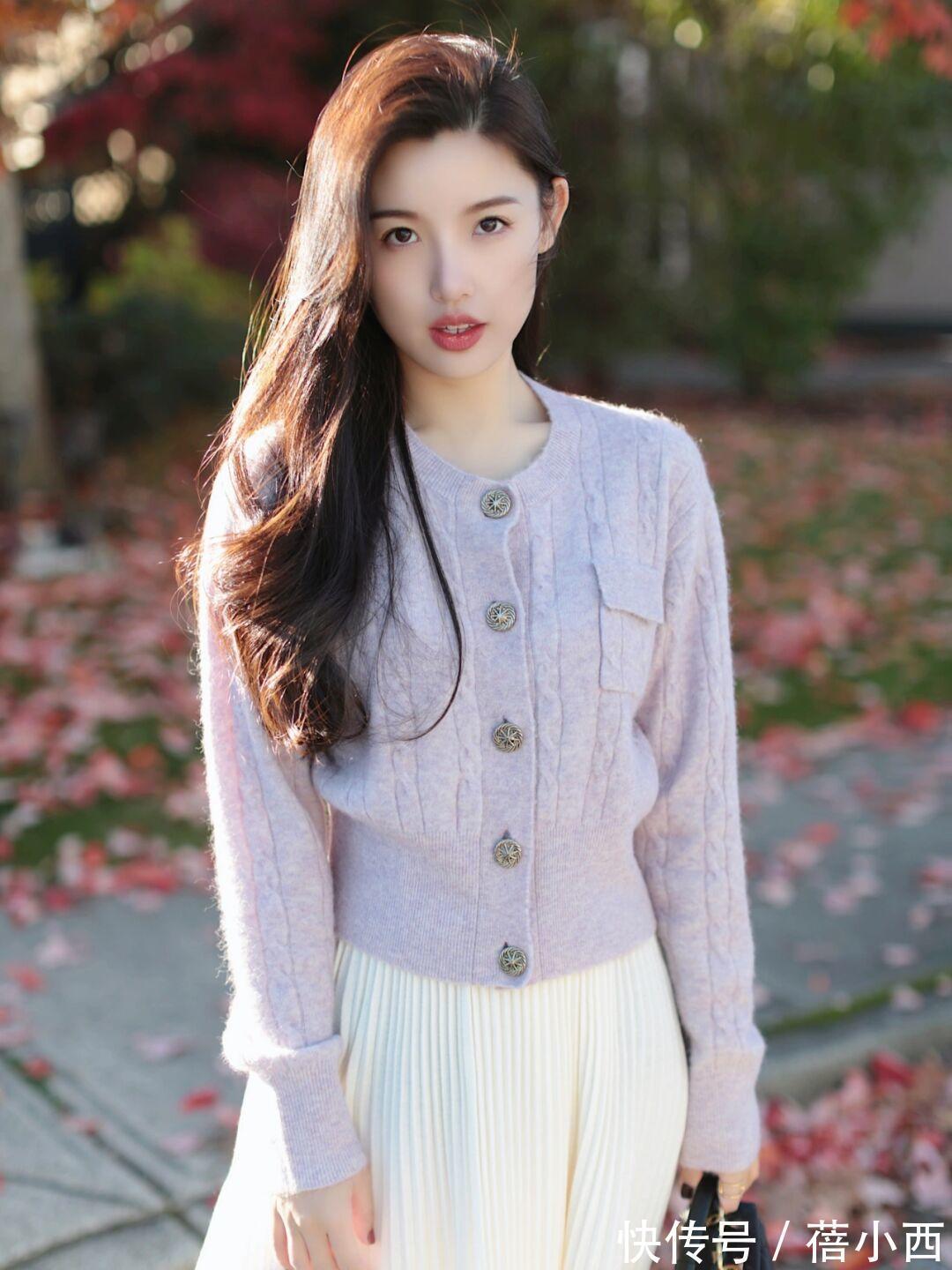 开衫 Chic!高级!秋冬还是穿毛衣最温柔,搭配半身裙、裤子打造好气质