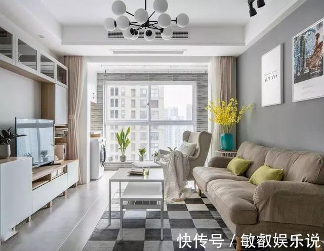 杂声|到邻居家串门，看到阳台晾晒的衣物很尴尬，我取消阳台拆门的想法