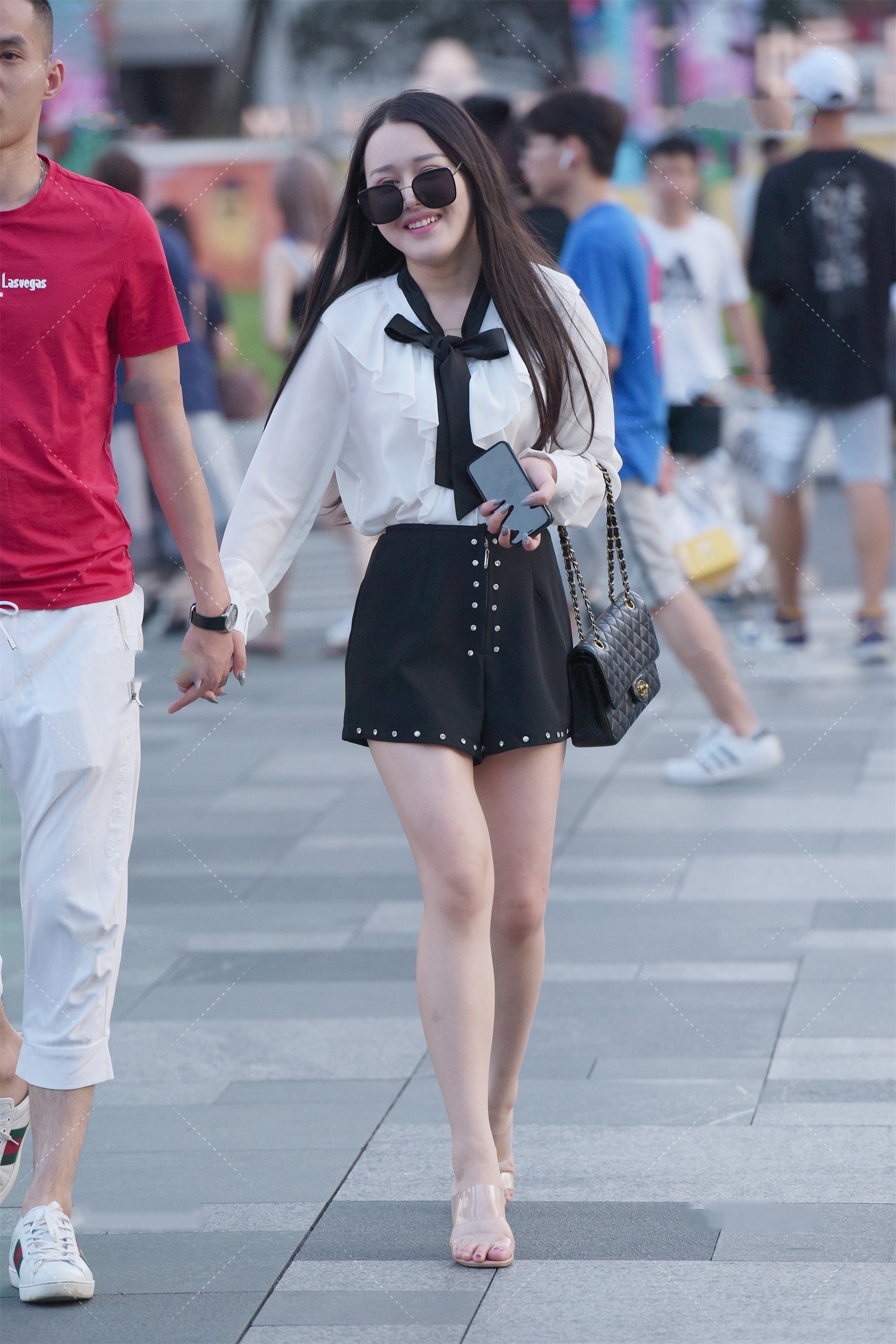 整体感|整体感十足衣服, 穿起来很省事儿, 黑白配色的套装, 经典又时尚