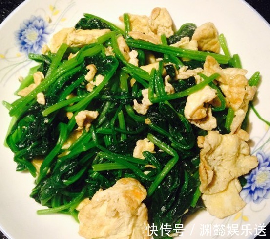 菠菜|此菜是天然补血剂,1元钱能炒1大盘,老人小孩多吃,身体更健康