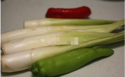 切一切炒一炒,脆嫩清爽,比肉还香