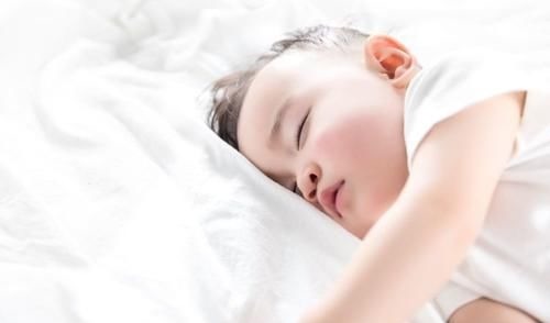 孩子|孩子个矮别总赖遗传,想让娃的身高蹿一蹿,后天的养娃方法是关键