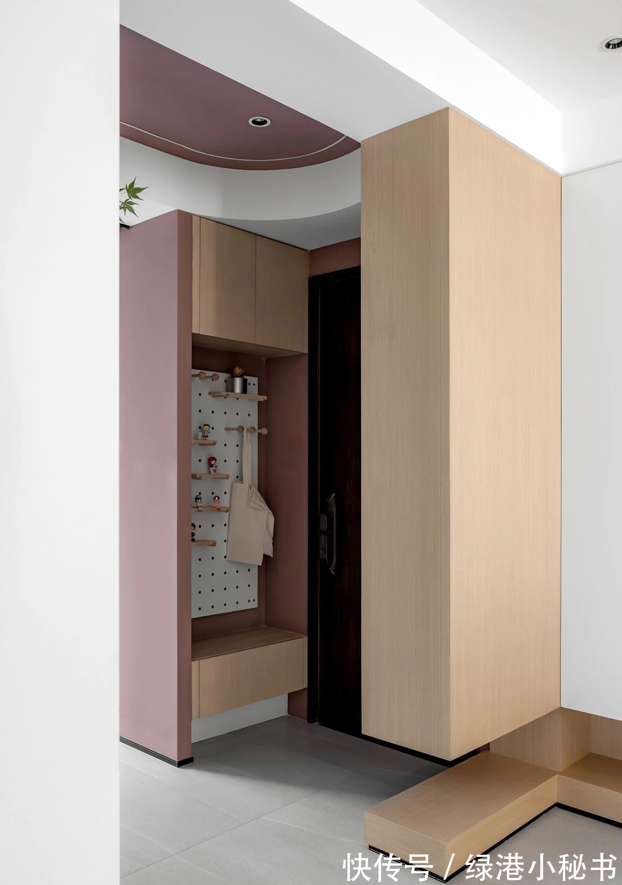 家人们|沈阳装修公司推荐:入户玄关心机设计!不收藏就赔大了!