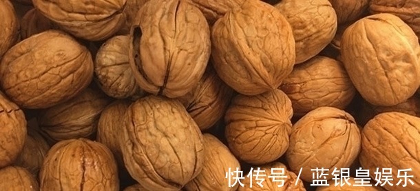 dh核桃什么时间吃“最补脑”很多人都在“瞎吃”,你吃对了吗?