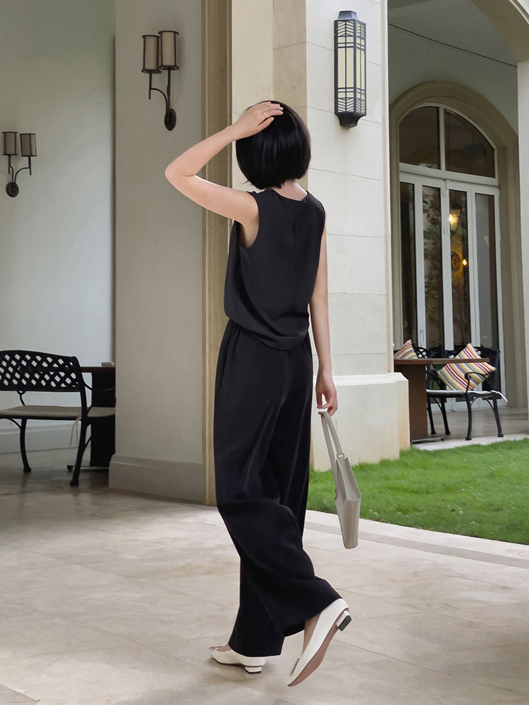 时髦|适合夏季穿的4种颜色,清新自然又有活力感,百搭时髦不挑人