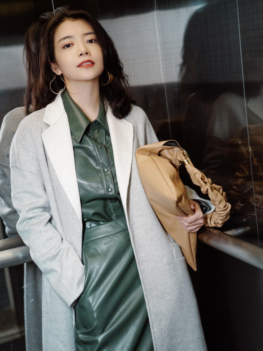 时尚搭配 想要穿出大衣的精髓,就看看三木博主的时尚搭配,保暖洋气又高级