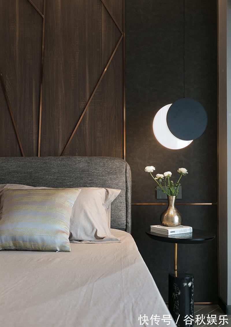 衣帽间|单身女青年的家,客厅选择超大电视机,让客厅瞬间变成影音室