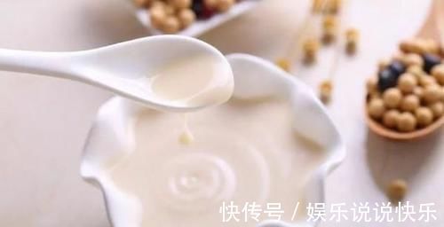 肠胃|宝宝到了吃辅食的月龄,米粉要什么时候吃,才不会损伤肠胃