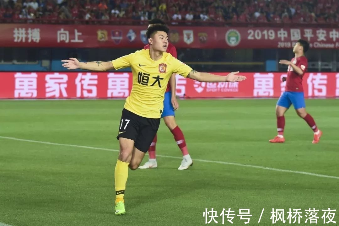 进球|恒大小杨立瑜终于踢出来了!蝎子摆尾进球后送绝妙助攻,很强悍!