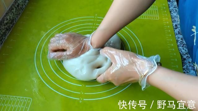 白心|摆摊小吃糯米果来了，软糯香甜，放三天都不会硬，制作简单