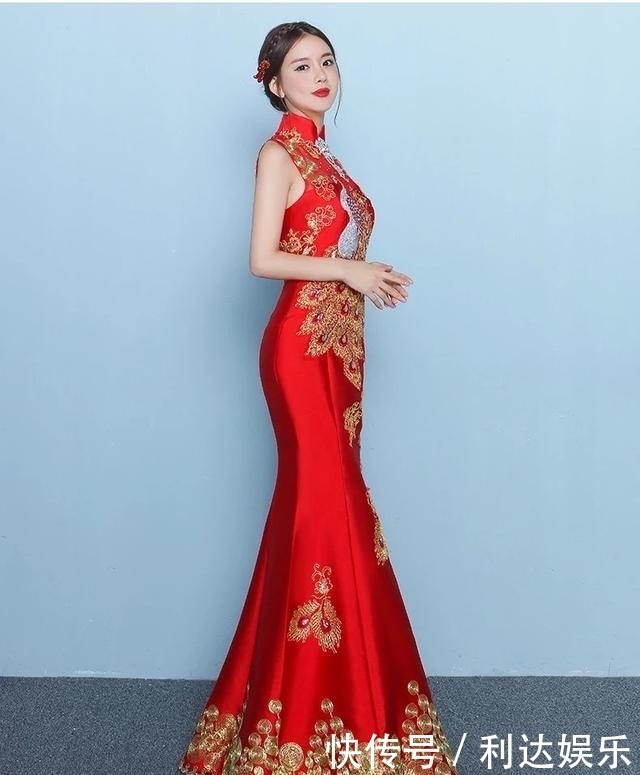 女人和旗袍完美融合,将旗袍的魅力、气质展现出来