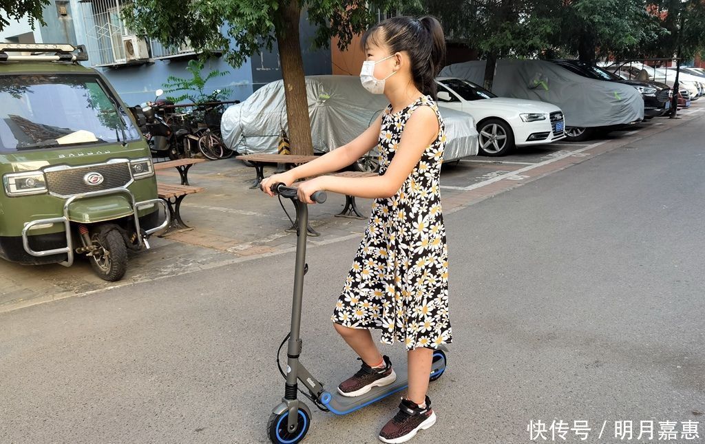 车把|女儿的暑假礼物,性能和安全都在线九号儿童电动滑板车E10体验