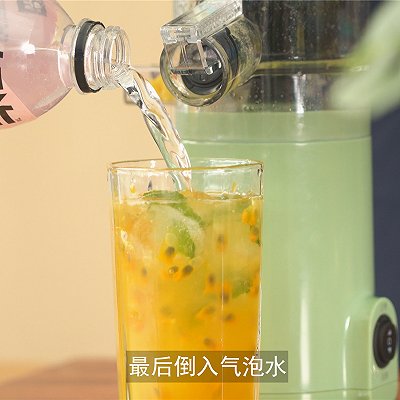 手残星人|百香果凤梨气泡水，夏天的快乐回来啦！