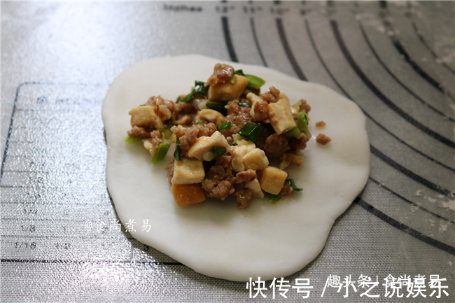 我家每周做一回此款点心，食材简单又好吃，邻居尝过打包走