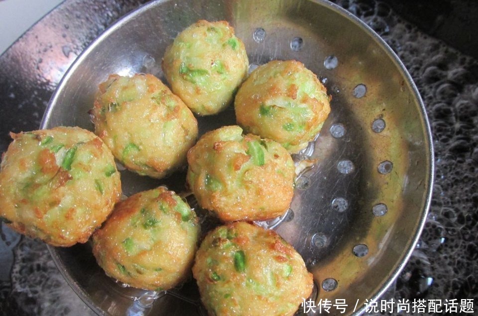 面粉|做萝卜丸子不用淀粉不用面粉，加它外酥里软不发硬，做一盆都吃光