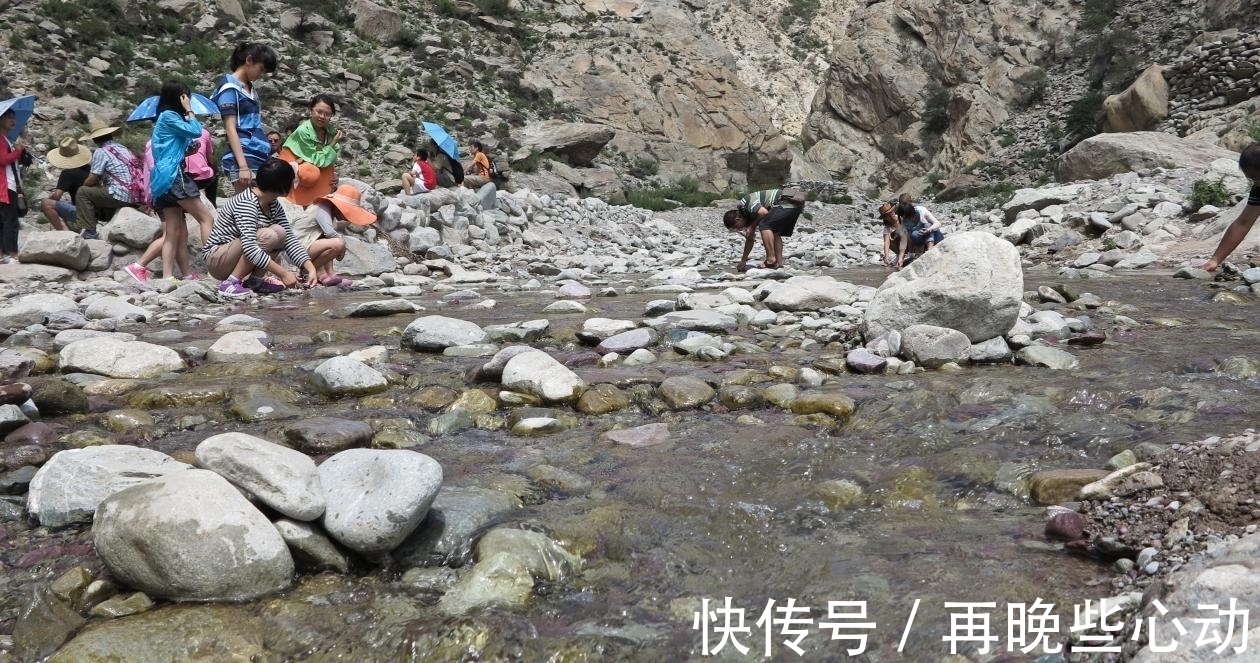 西夏|3000～10000年前，远古人在贺兰山的岩石上写写画画，画了什么？